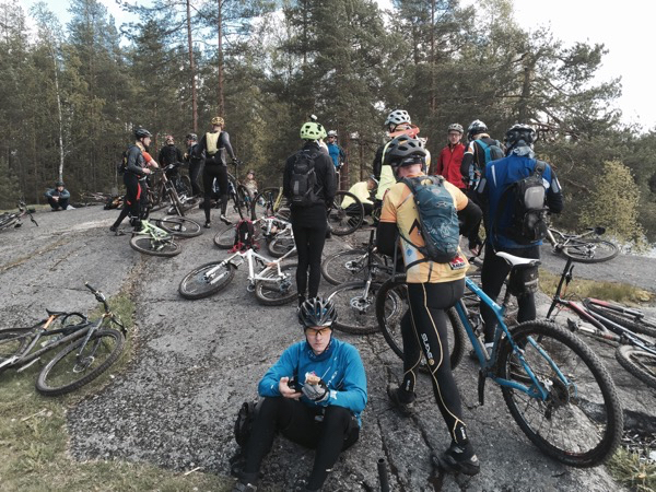 Eväshetki kalliolla Eväshetki kalliolla